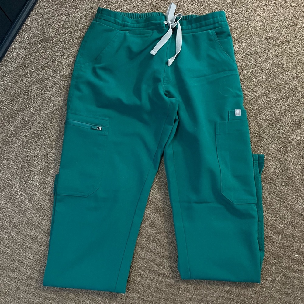 FIGS Women's Yola Skinny Scrub Pants Hunter Green